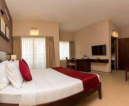 מהבליפורם Confluence Banquets And Resort מראה חיצוני תמונה